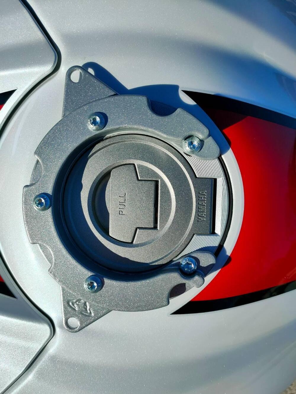 Yamaha YZF R6 (2006 - 07) (5)