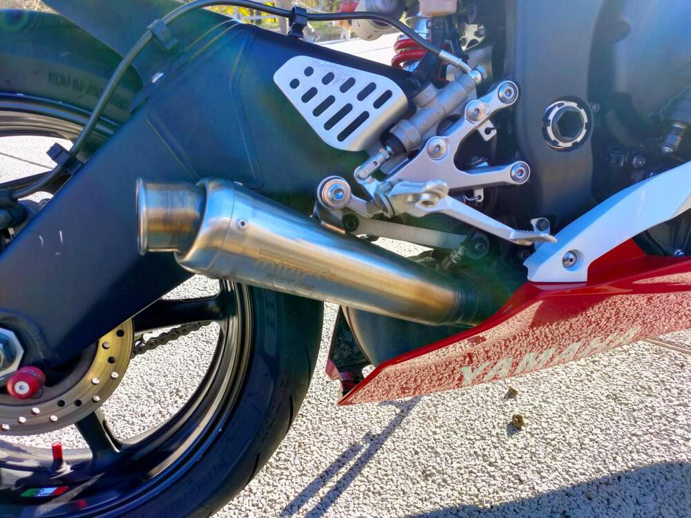 Yamaha YZF R6 (2006 - 07) (6)