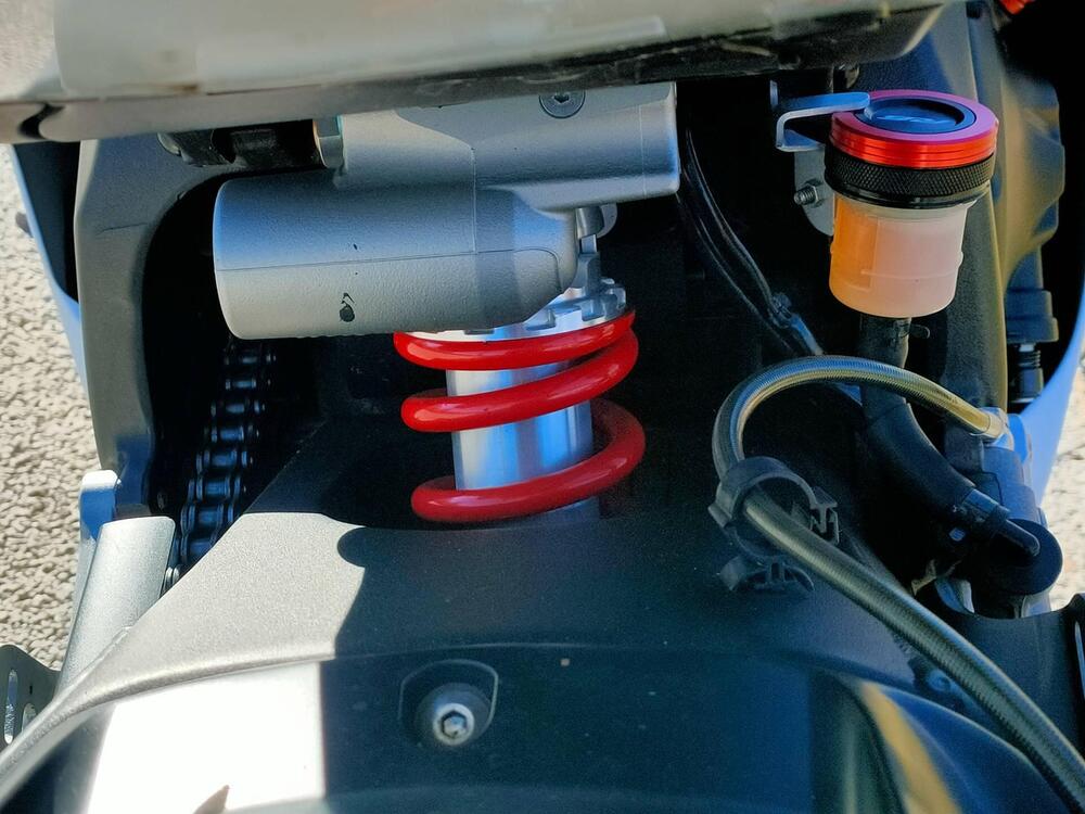 Yamaha YZF R6 (2006 - 07) (8)