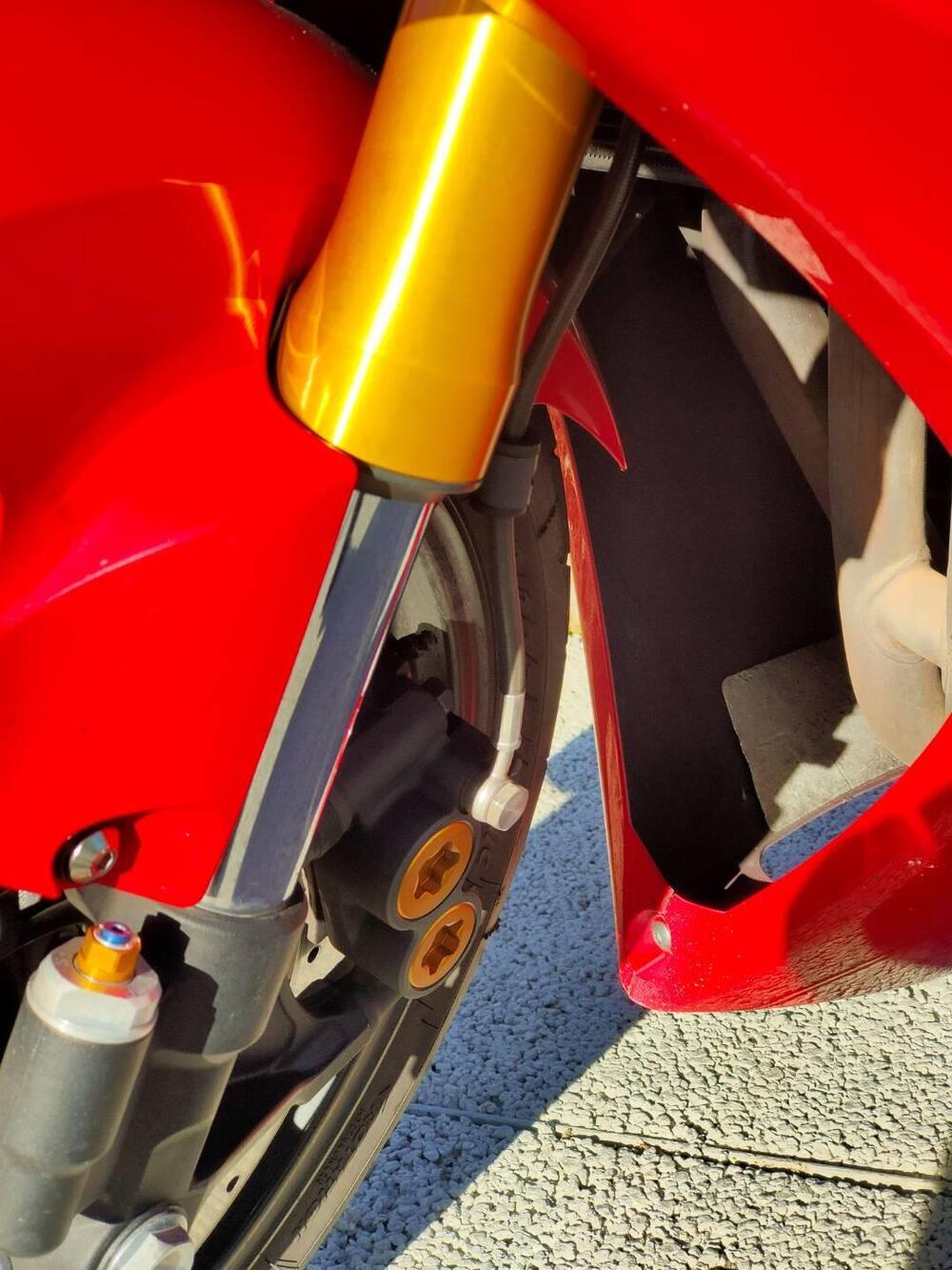 Yamaha YZF R6 (2006 - 07) (13)