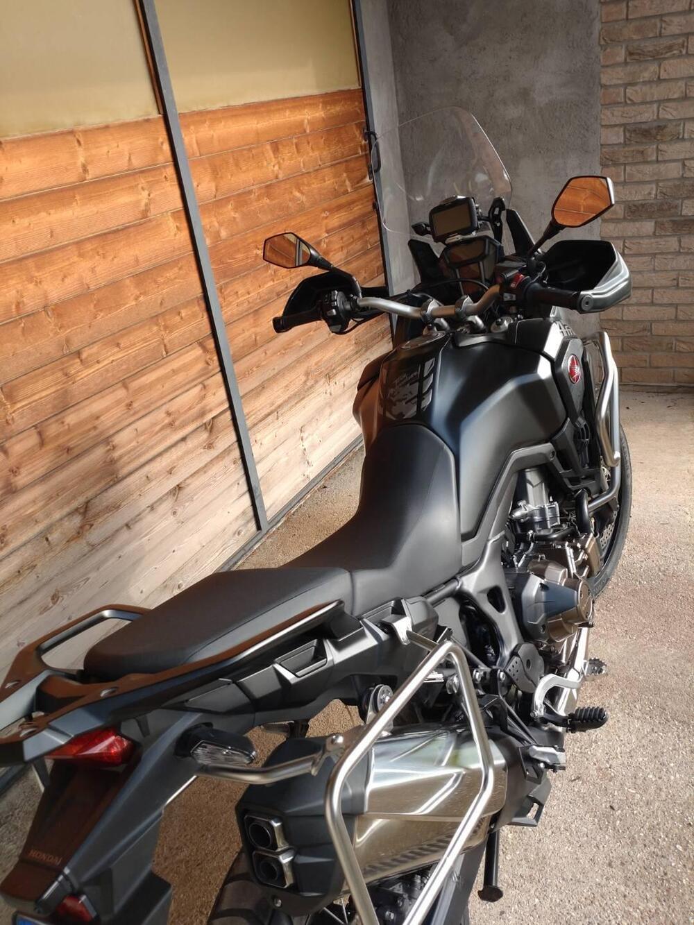 Honda Africa Twin CRF 1000L DCT ABS (2016 - 17) (3)