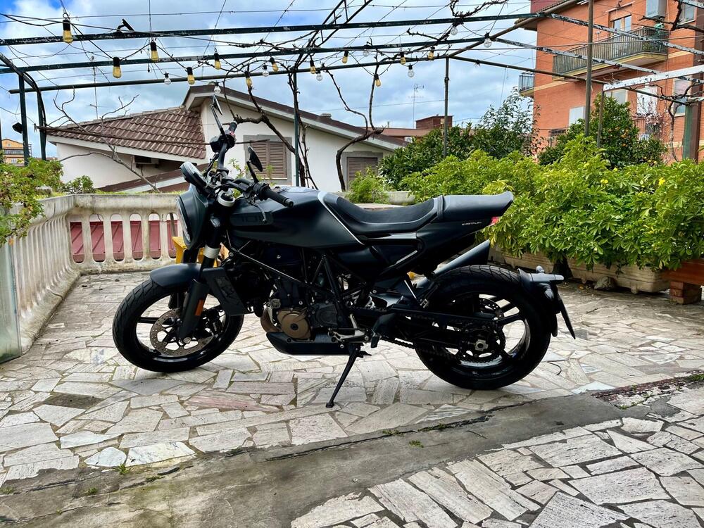 Husqvarna Svartpilen 701 (2019) (6)