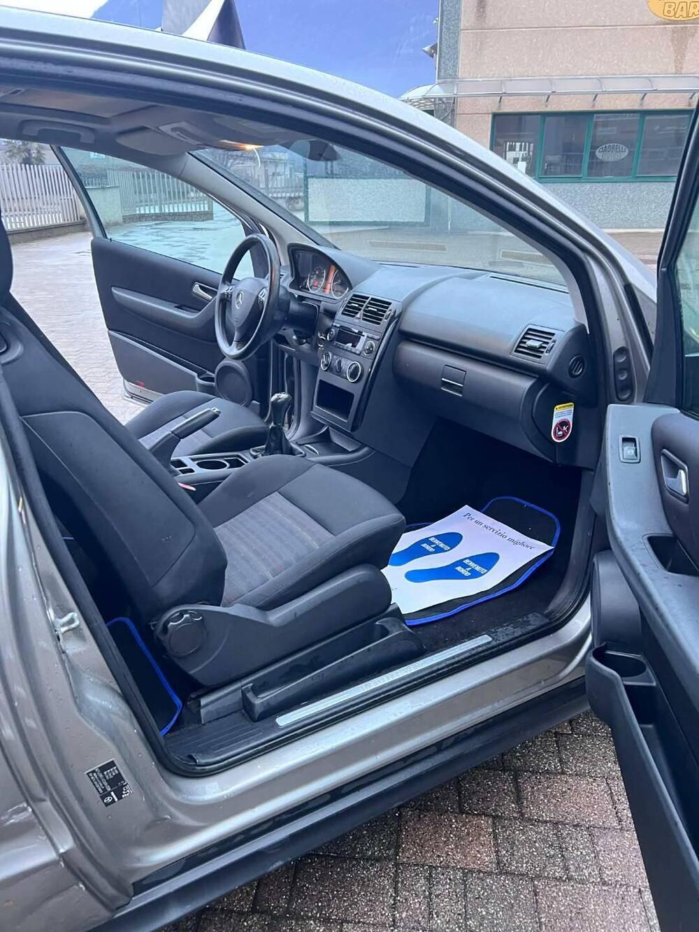 Mercedes-Benz Classe A usata a Verbano Cusio Ossola (11)