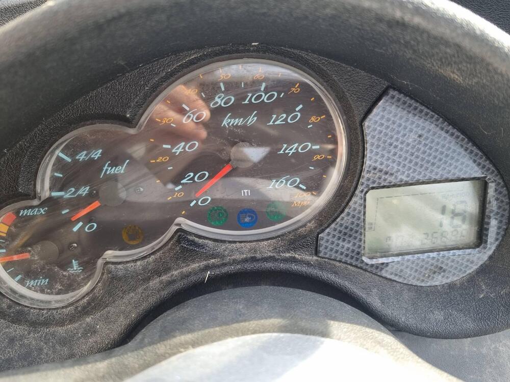 Malaguti Madison 250 S (1999 - 01) (2)