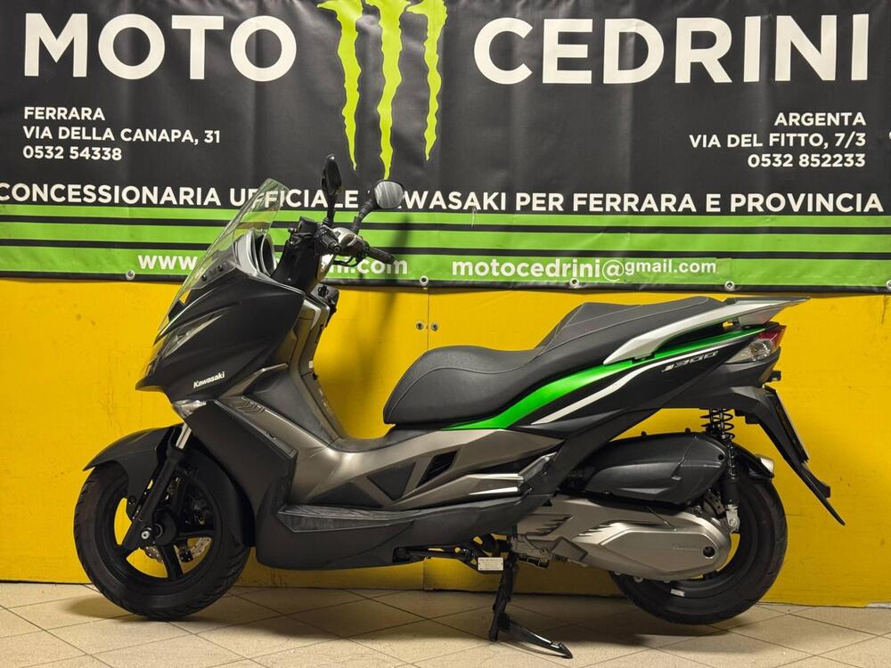 Kawasaki J 300 (2014)