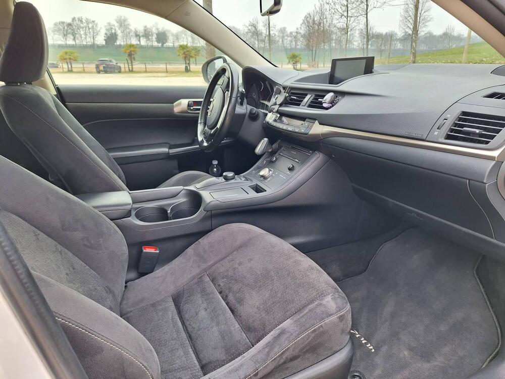 Lexus CT usata a Venezia (11)