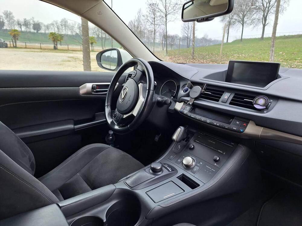 Lexus CT usata a Venezia (12)