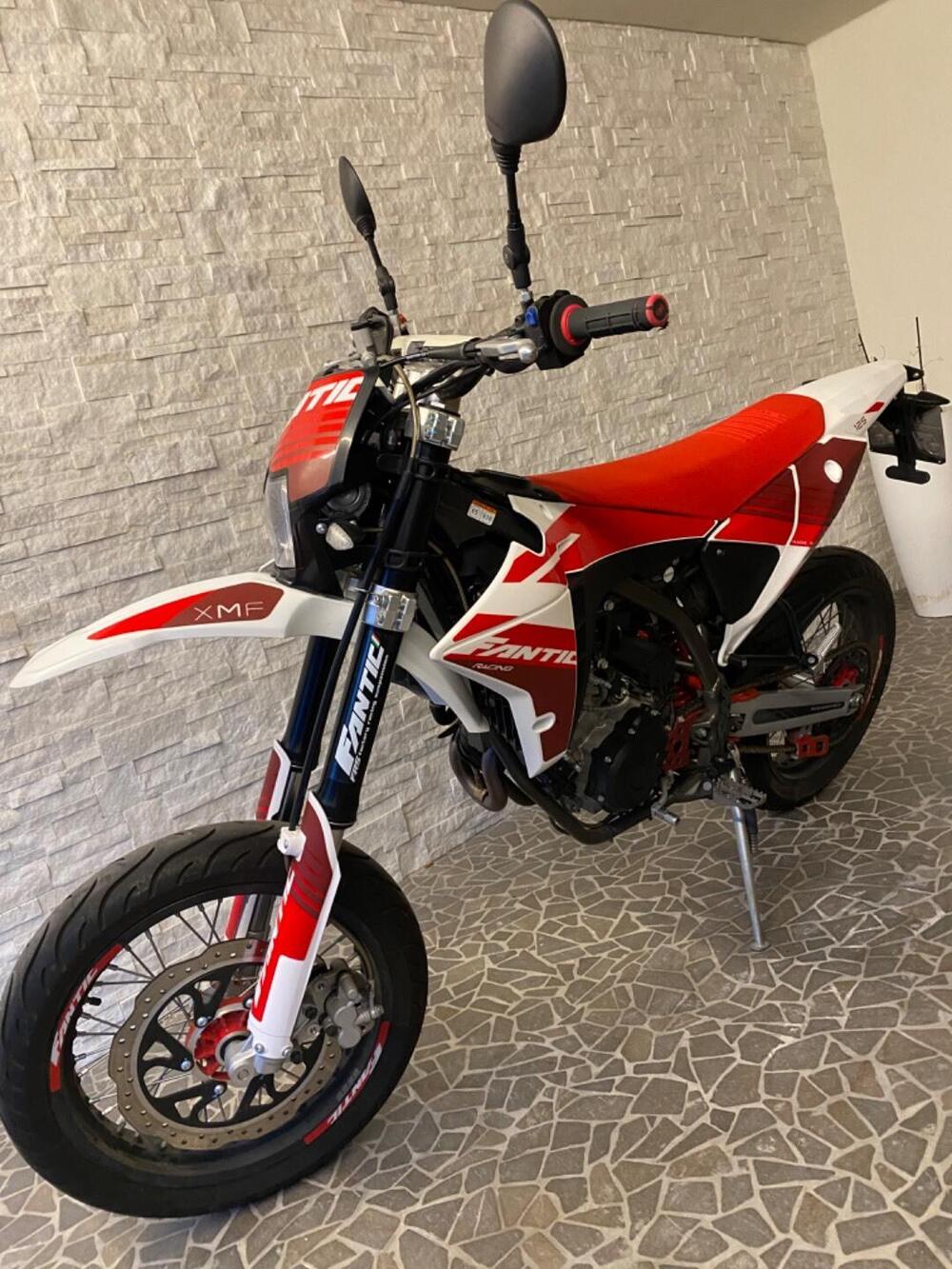 Fantic Motor XMF 125 Motard Performance 4T (2023 - 24) (9)