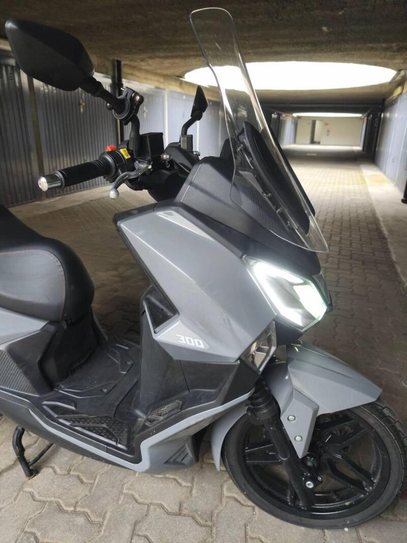 Sym Joyride 300 (2022 - 24) (4)