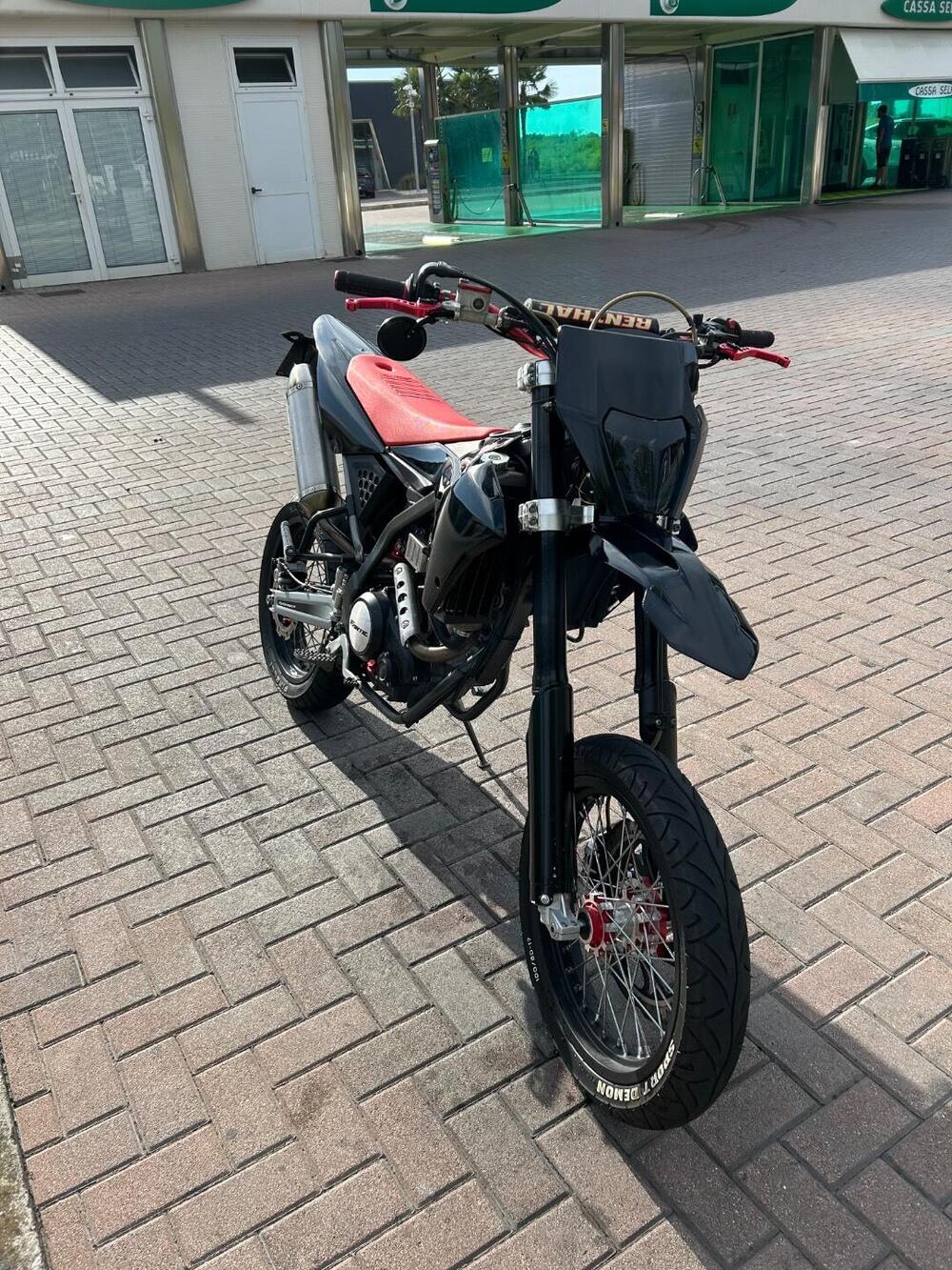 Fantic Motor Motard 125 Performance 4t (2020) (2)