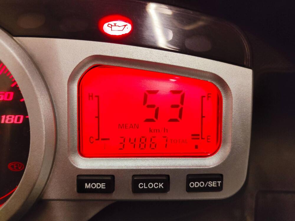 Gilera Nexus 500 (2003 - 05) (8)