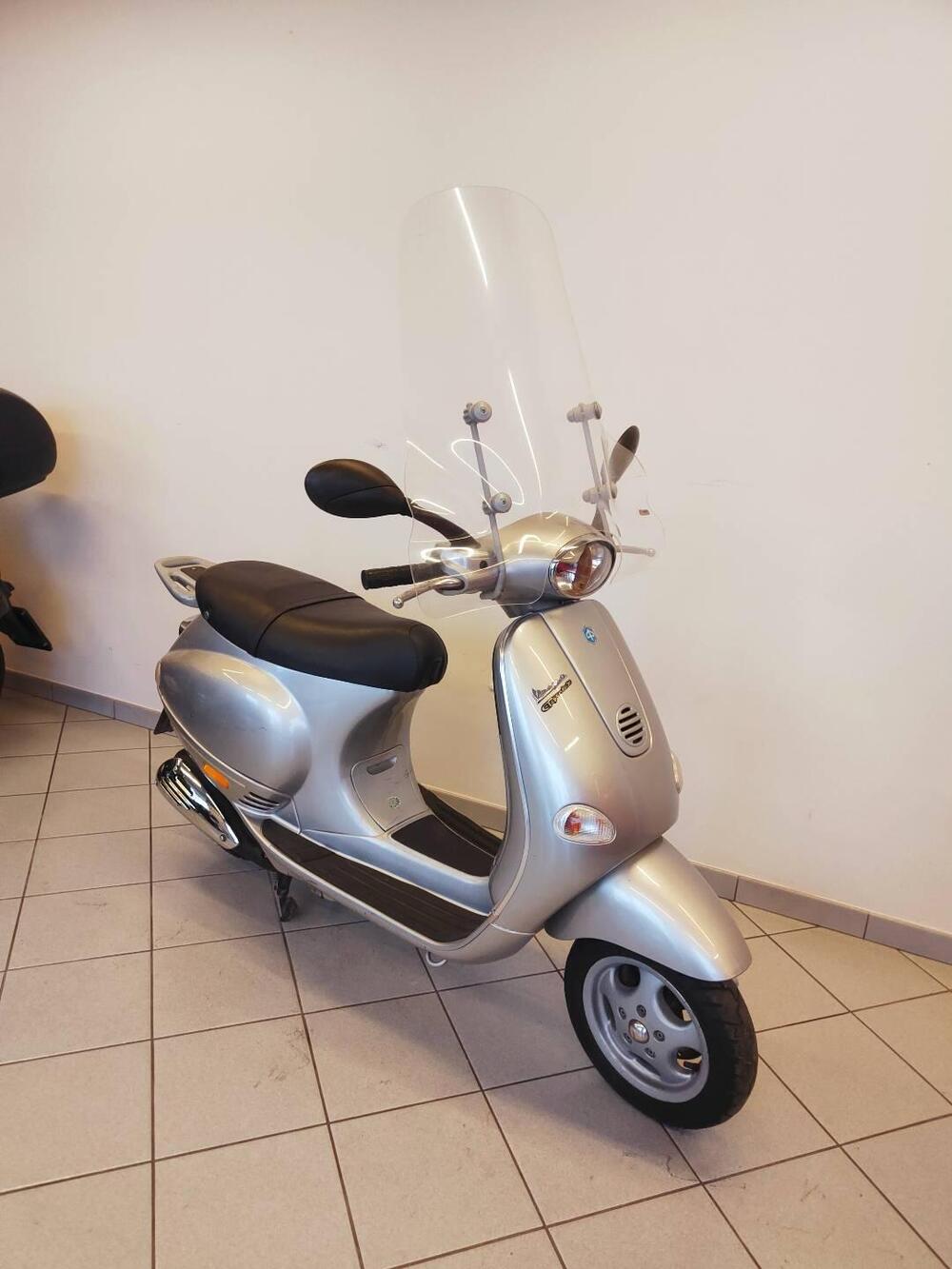Vespa 150 ET4 (2002 - 04) (2)