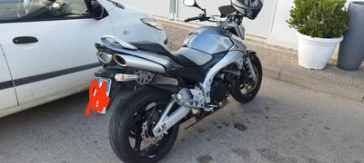 Suzuki GSR 600 (2006 - 11) usata