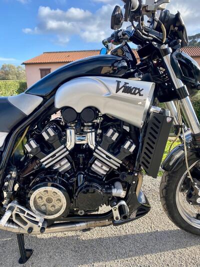 Yamaha V-Max 1200 usata