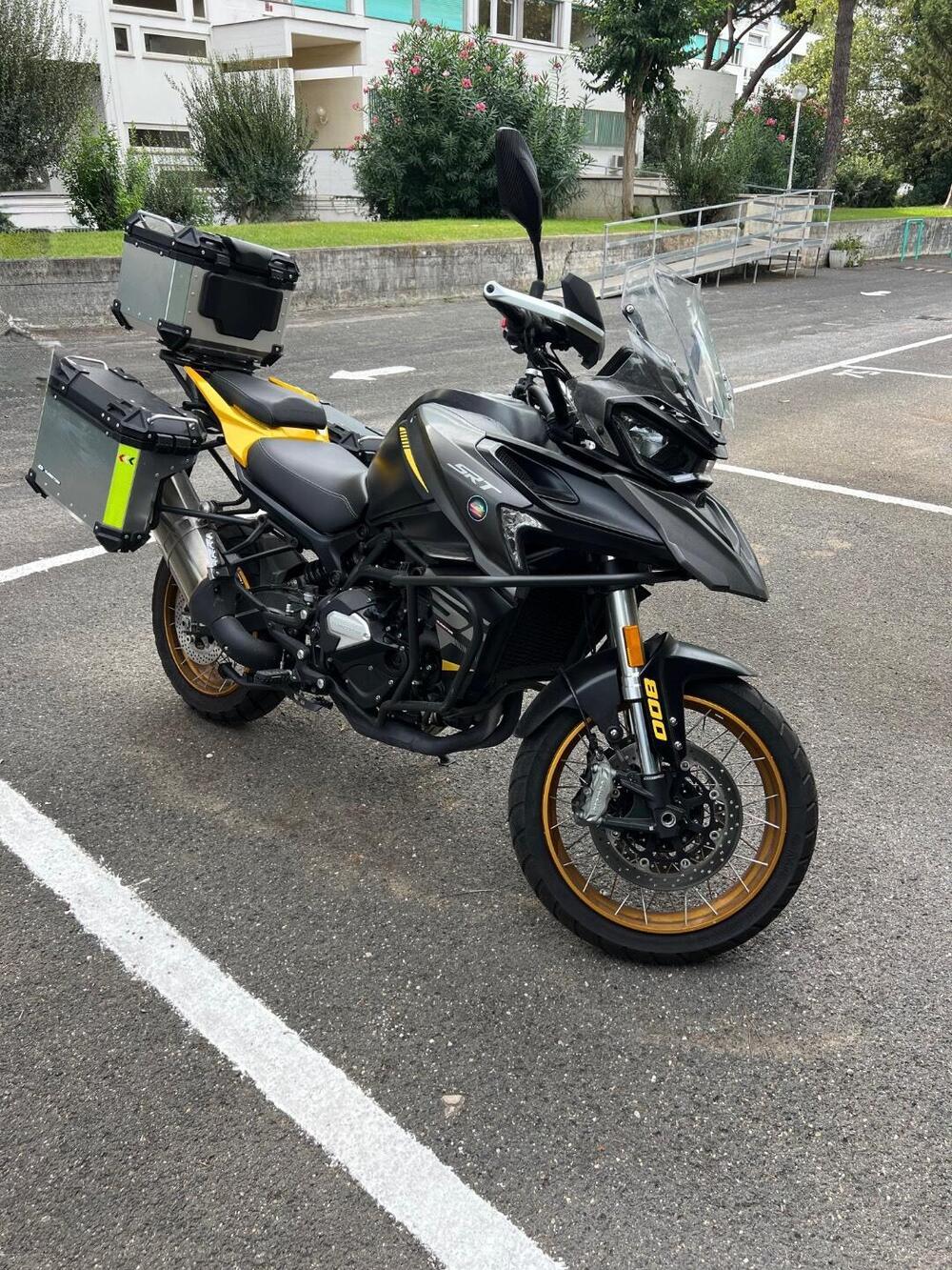 QJ Motor SRT 800 X (2023 - 24) (2)