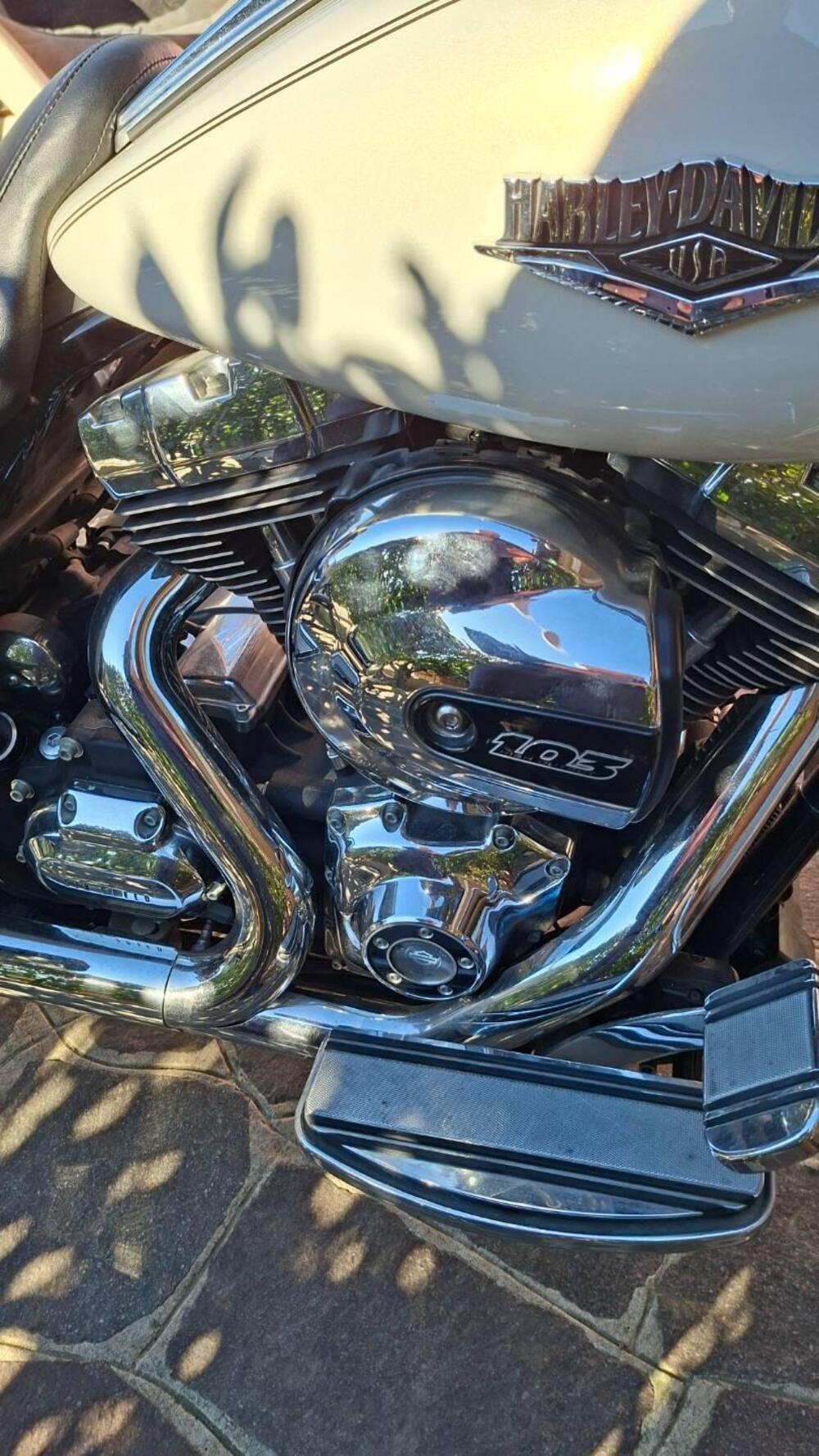 Harley-Davidson 103 Road King Classic (2014 - 16) - FLHRC (3)