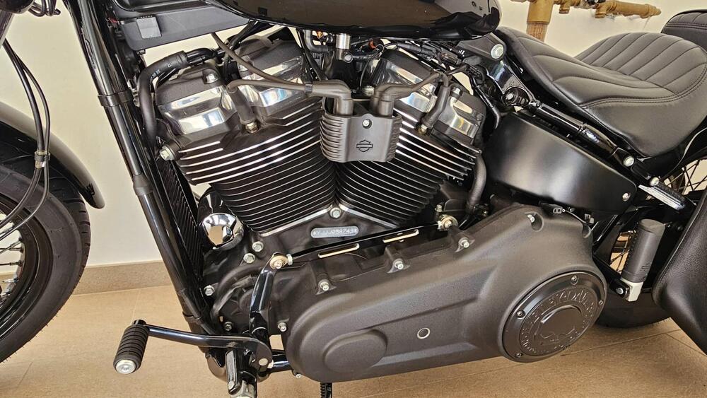 Harley-Davidson 107 Street Bob (2018 - 20) - FXBB (3)