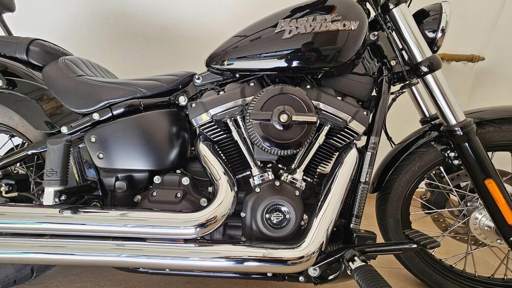 Harley-Davidson 107 Street Bob (2018 - 20) - FXBB (6)