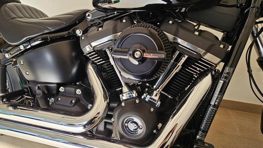 Harley-Davidson 107 Street Bob (2018 - 20) - FXBB (9)