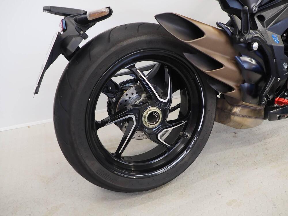 MV Agusta Brutale 800 RR SCS (2021 - 22) (4)