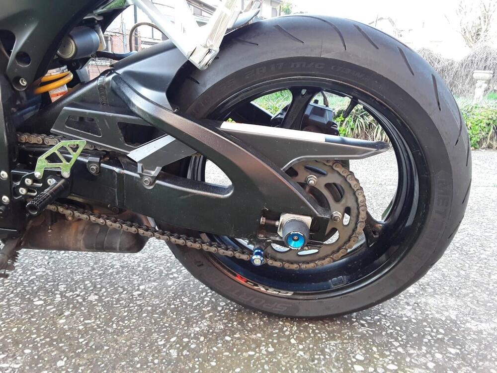 Suzuki GSX R 750 (2006 - 07) (3)