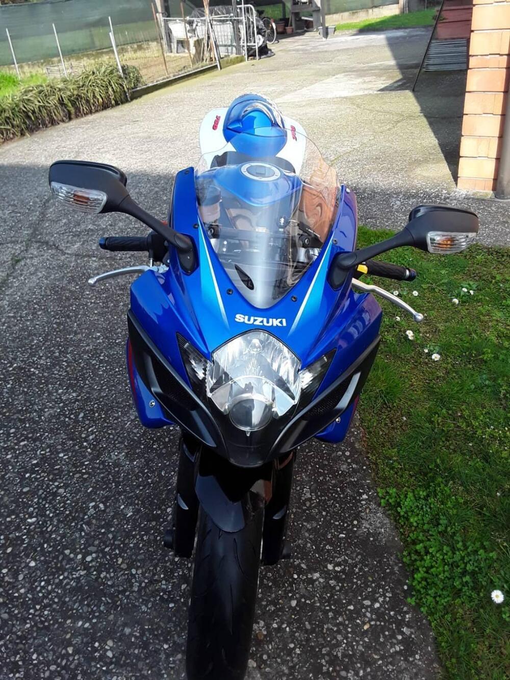 Suzuki GSX R 750 (2006 - 07) (5)