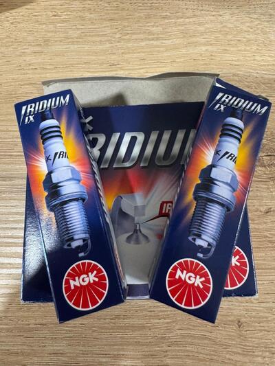 Candela candele NGK BR9ECMIX 2pz NUOVE