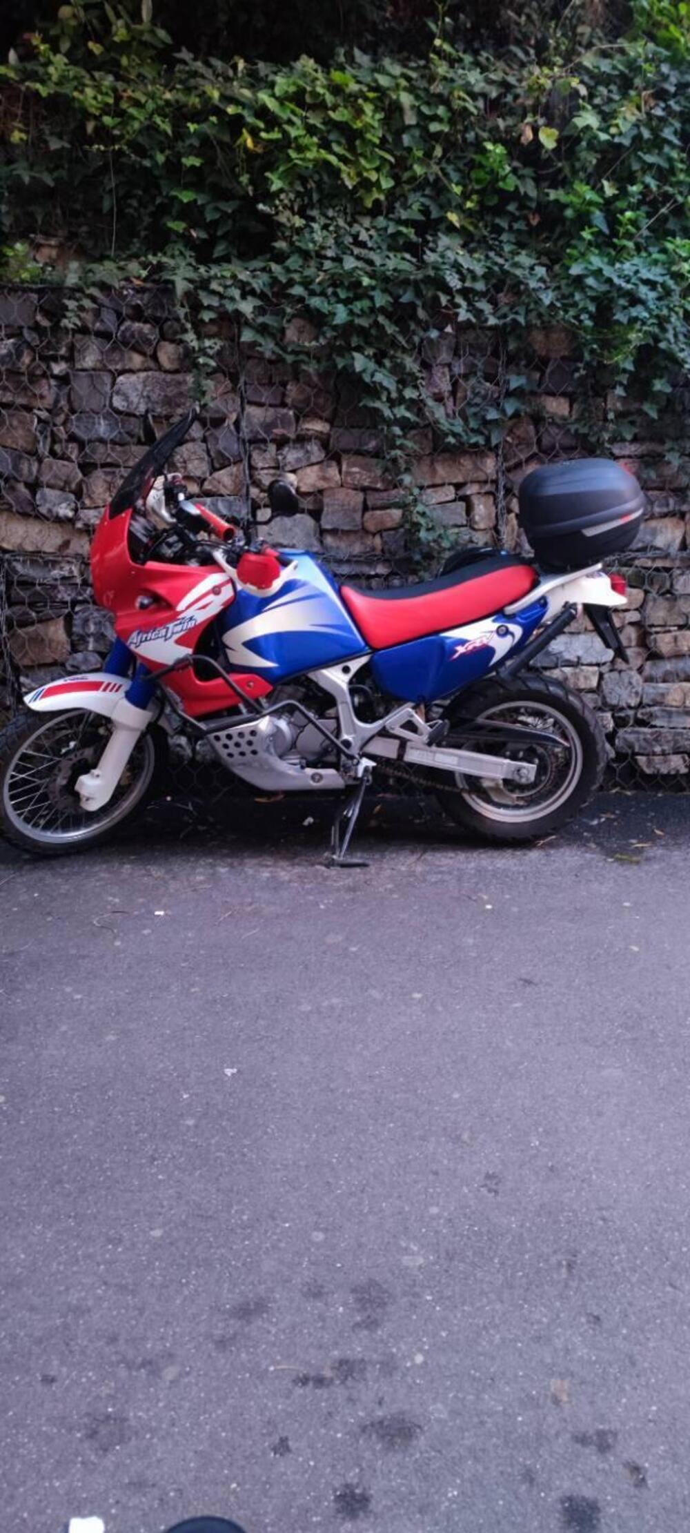 Honda Africa Twin XRV 750 (1996 - 02)