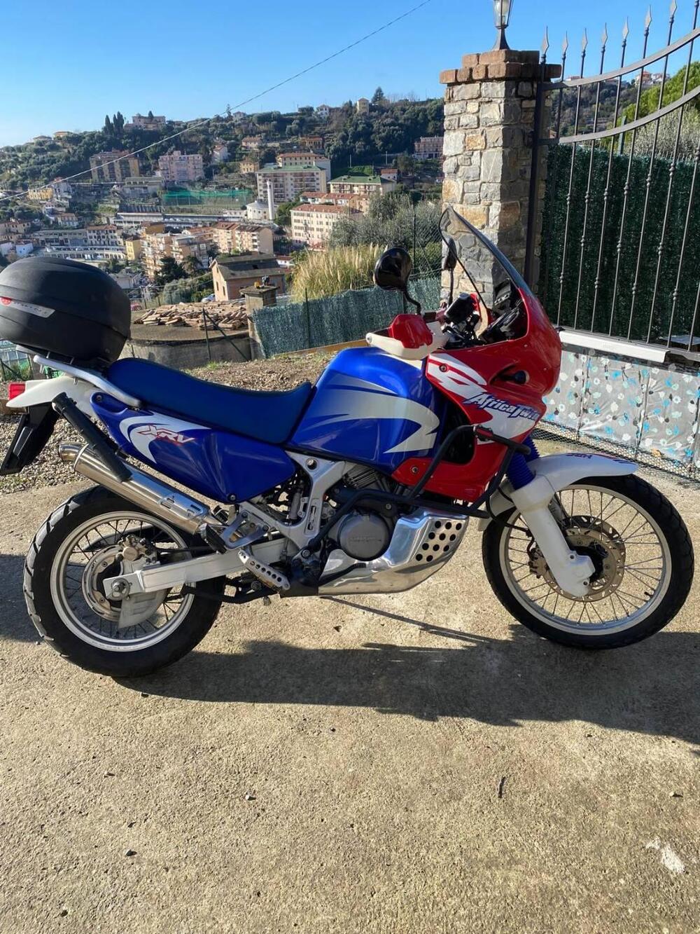 Honda Africa Twin XRV 750 (1996 - 02) (5)