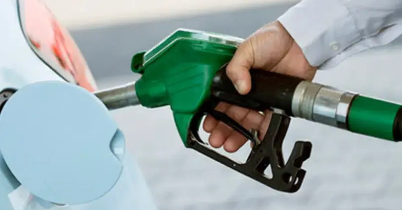 Guerra in Iran: benzina e diesel potrebbero salire di 30-40 centesimi, i possibili scenari 