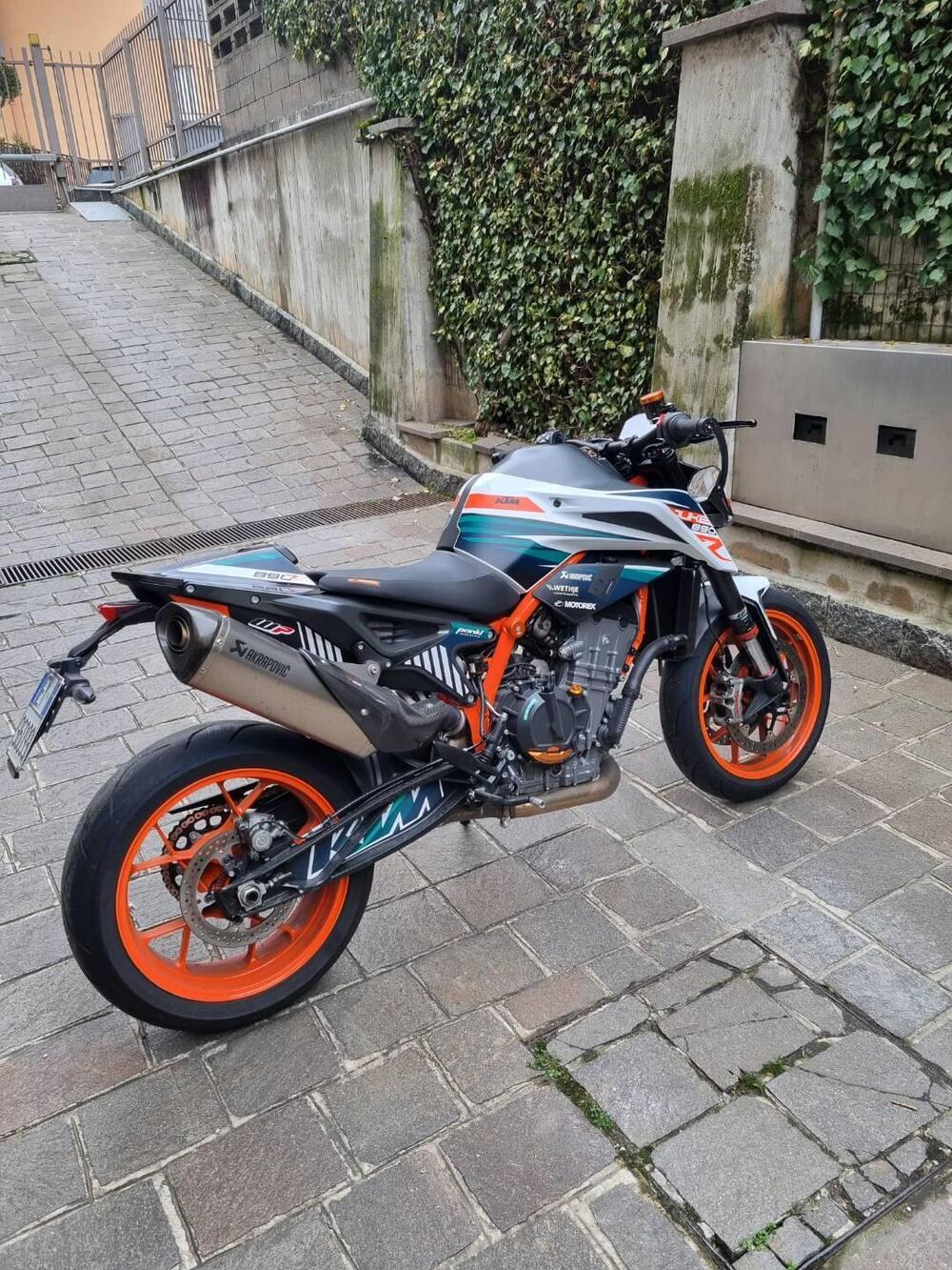 KTM 890 Duke R (2022 - 23) (2)
