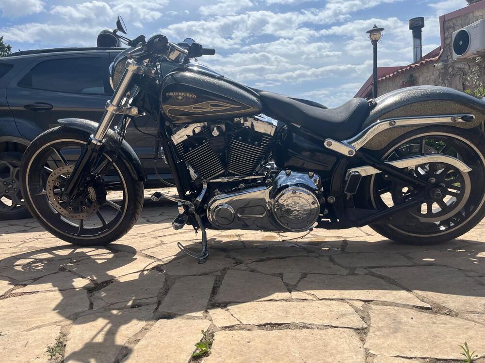 Harley-Davidson 1690 Breakout (2013 - 17) - FXSB (4)