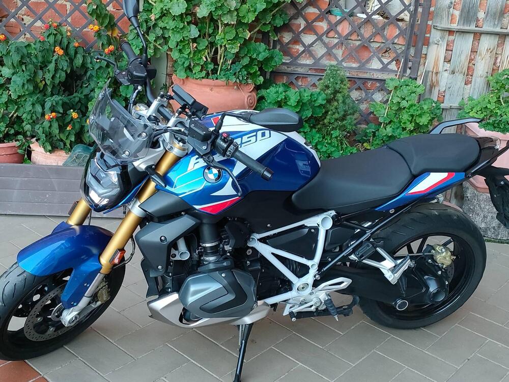 Bmw R 1250 R (2021 - 25) (3)