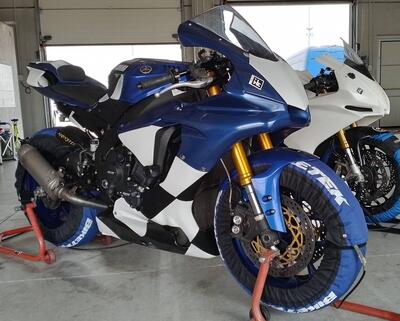 Yamaha YZF R1 (2017 - 19) usata