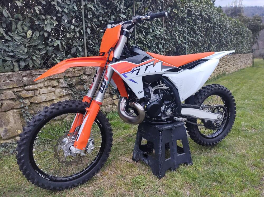 KTM 250 SX (2023) (3)