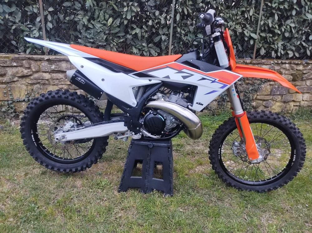 KTM 250 SX (2023) (13)