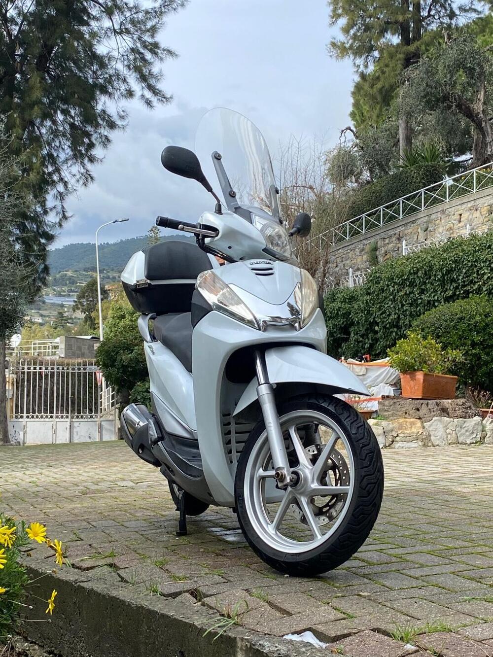 Honda SH 300 i (2011 - 14) (2)