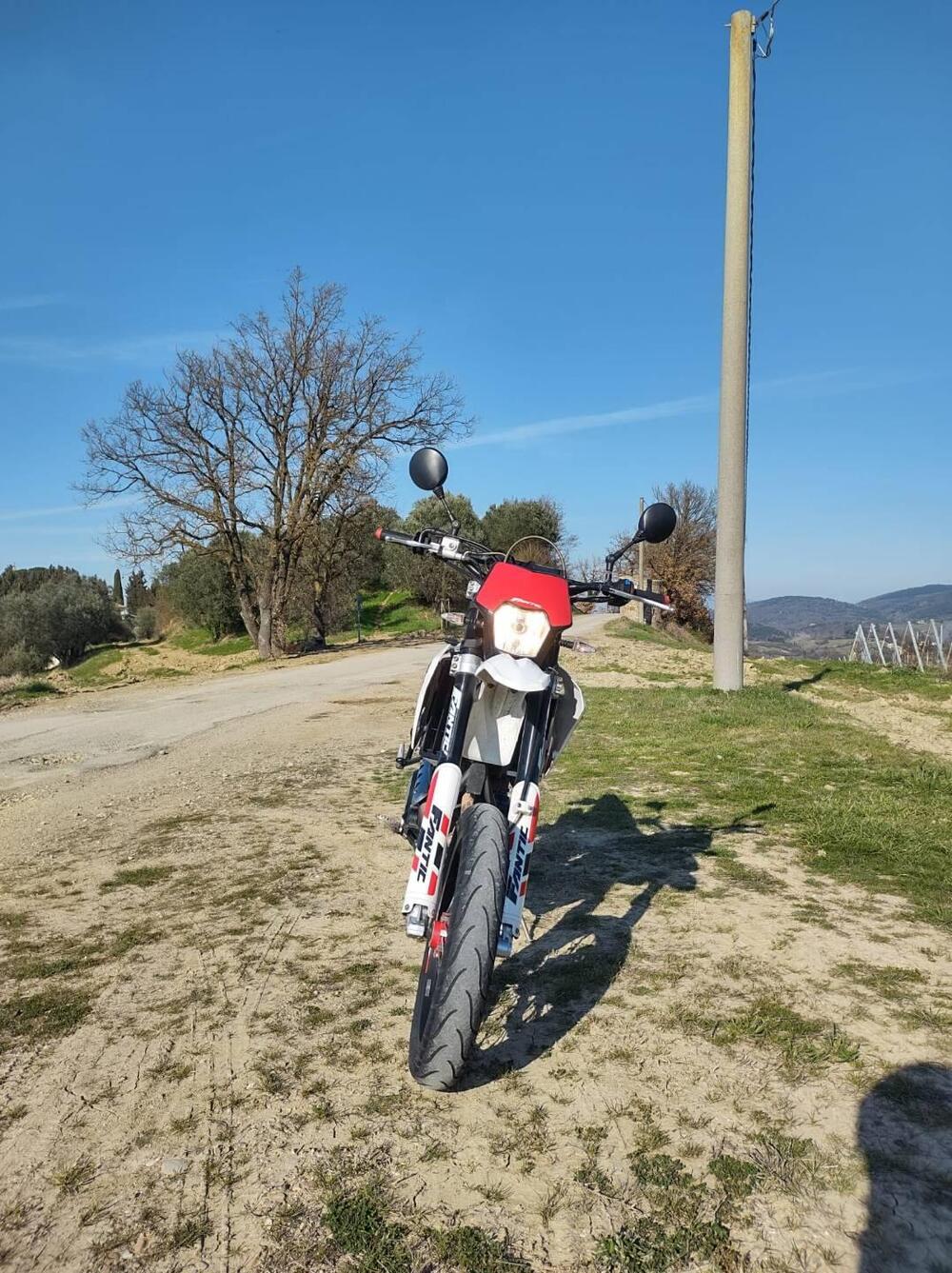 Fantic Motor XMF 125 Motard Performance 4t (2021 - 22) (5)