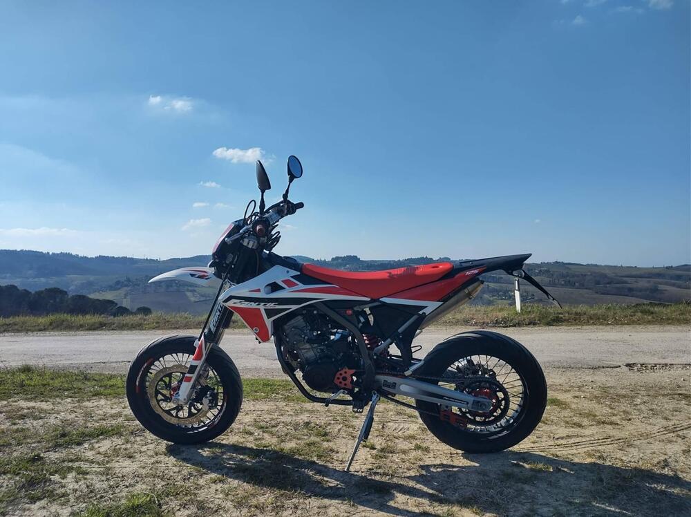 Fantic Motor XMF 125 Motard Performance 4t (2021 - 22) (4)