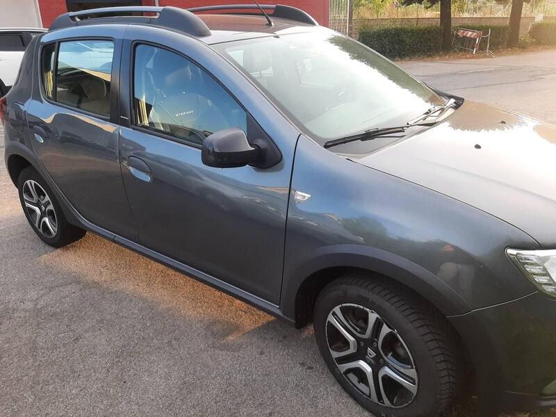 Dacia Sandero usata a Pistoia (4)