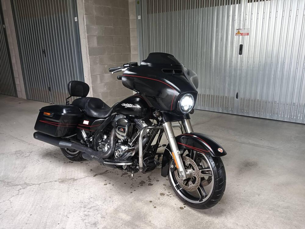 Harley-Davidson 1690 Street Glide Special (2014 - 16) - FLHX (6)