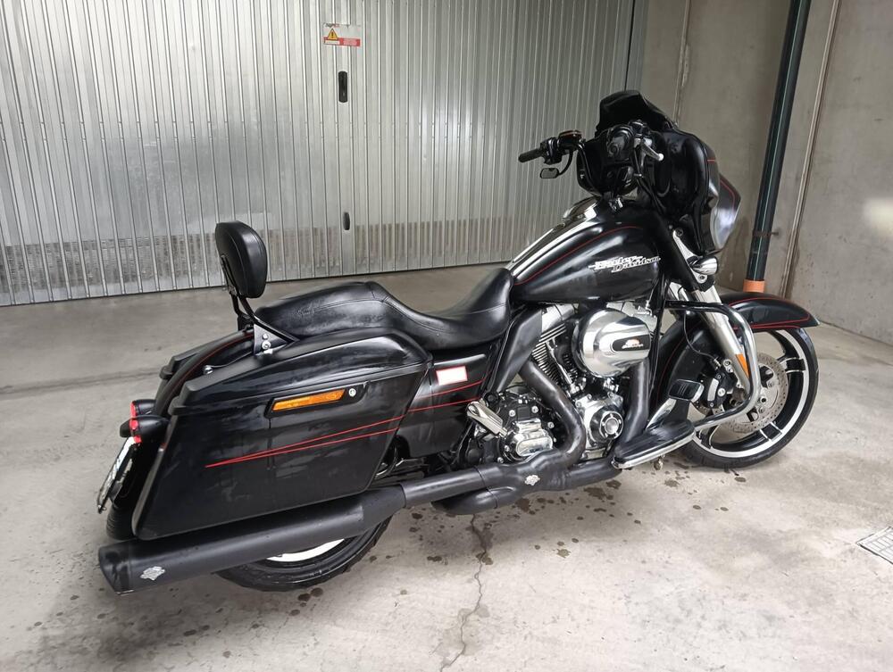 Harley-Davidson 1690 Street Glide Special (2014 - 16) - FLHX (7)