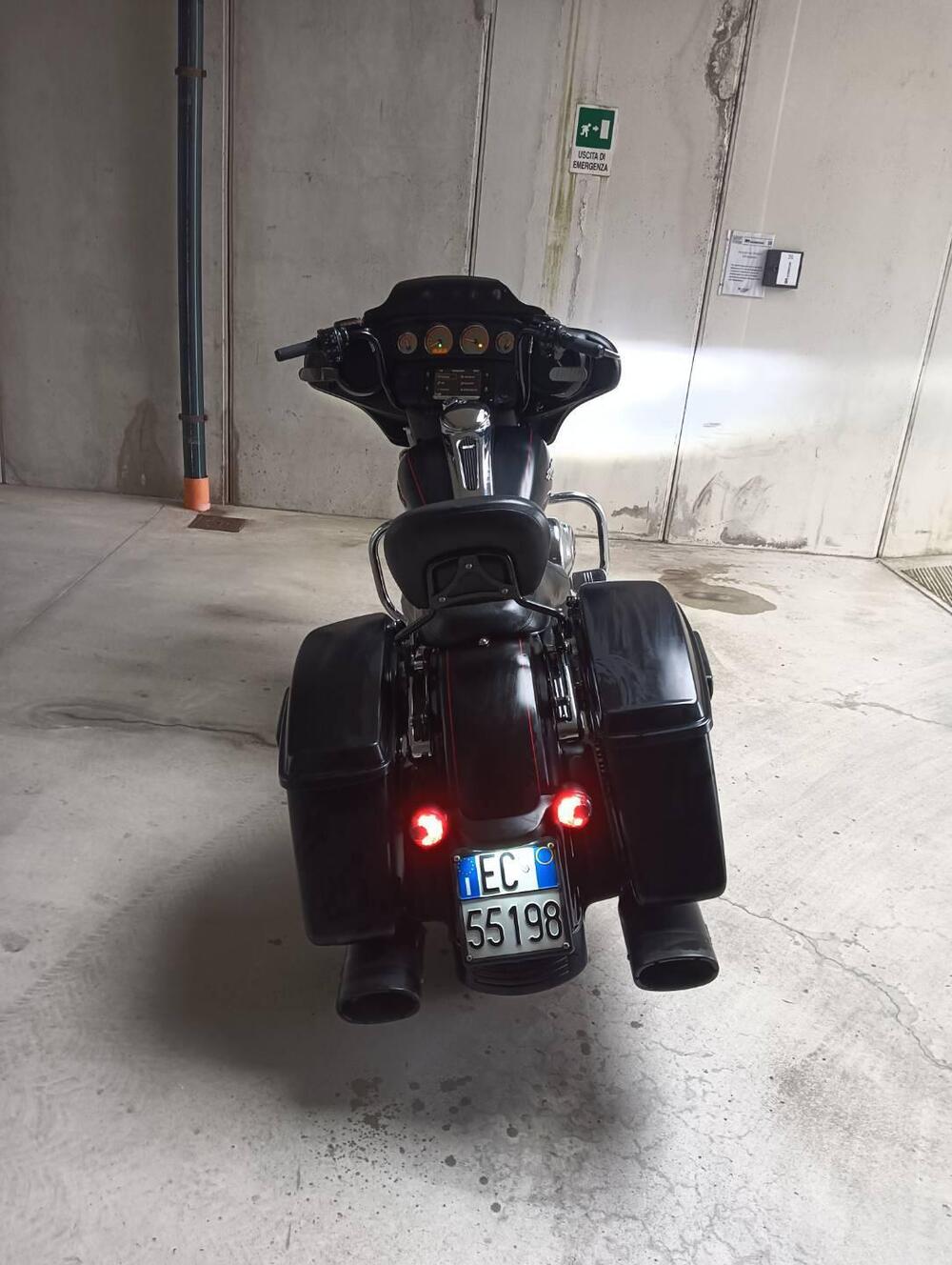 Harley-Davidson 1690 Street Glide Special (2014 - 16) - FLHX (8)