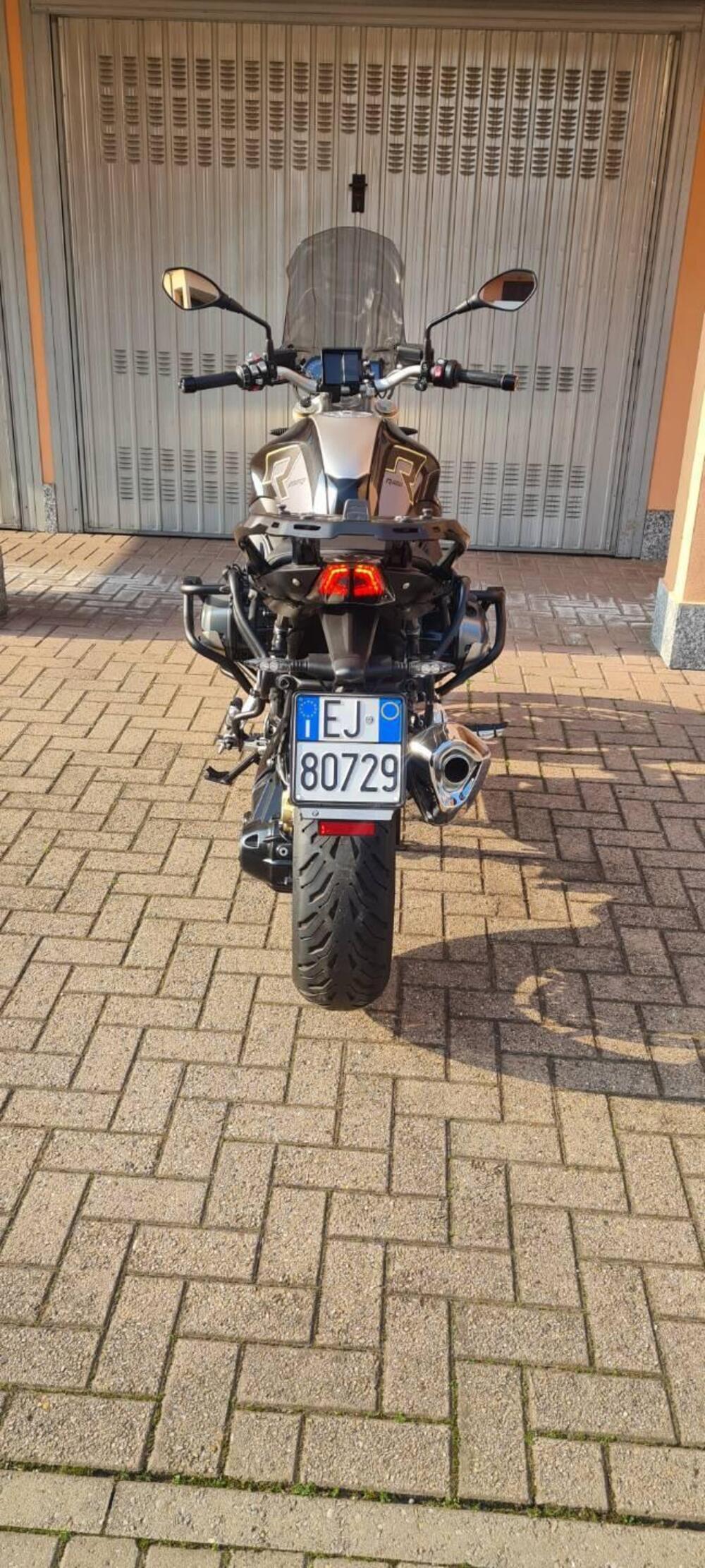 Bmw R 1200 R (2017 - 18) (5)