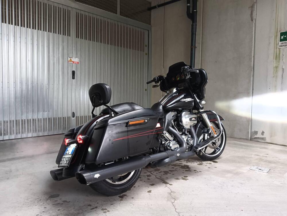 Harley-Davidson 1690 Street Glide Special (2014 - 16) - FLHX (18)