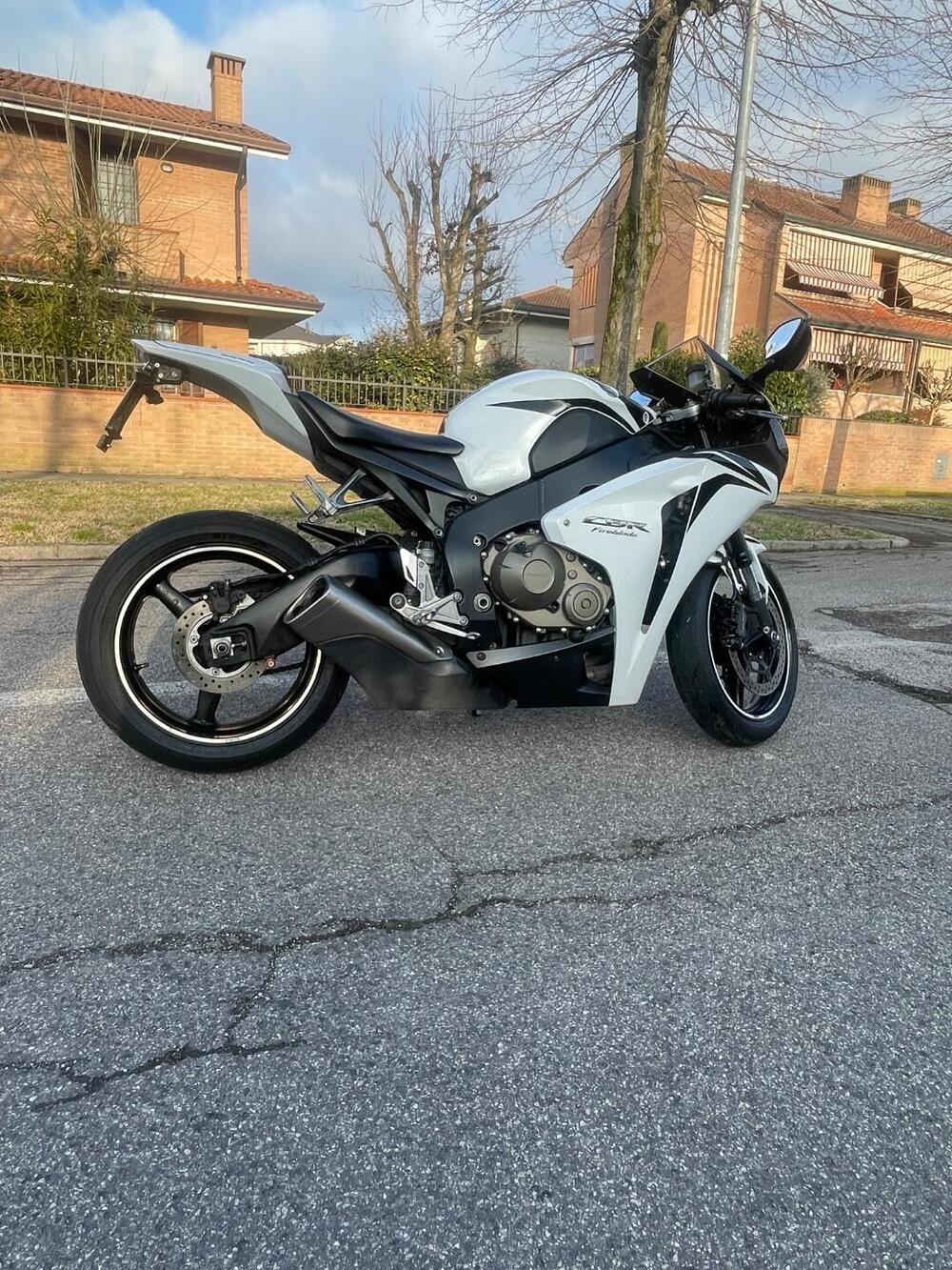 Honda CBR 1000 RR Fireblade (2008 - 11) (3)