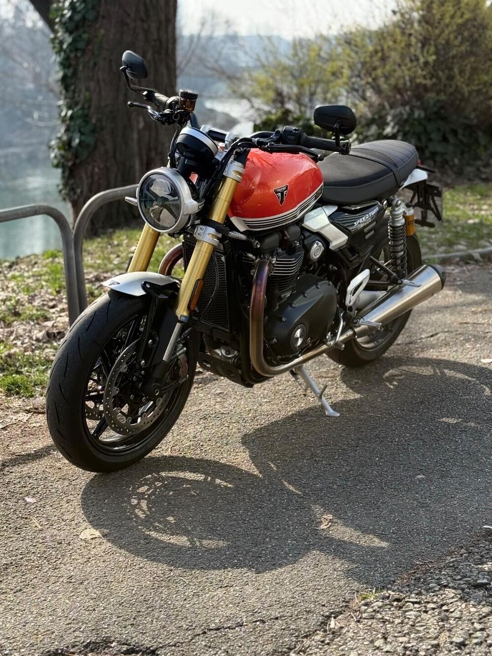 Triumph Speed Twin 1200 RS (2025 - 26) (2)