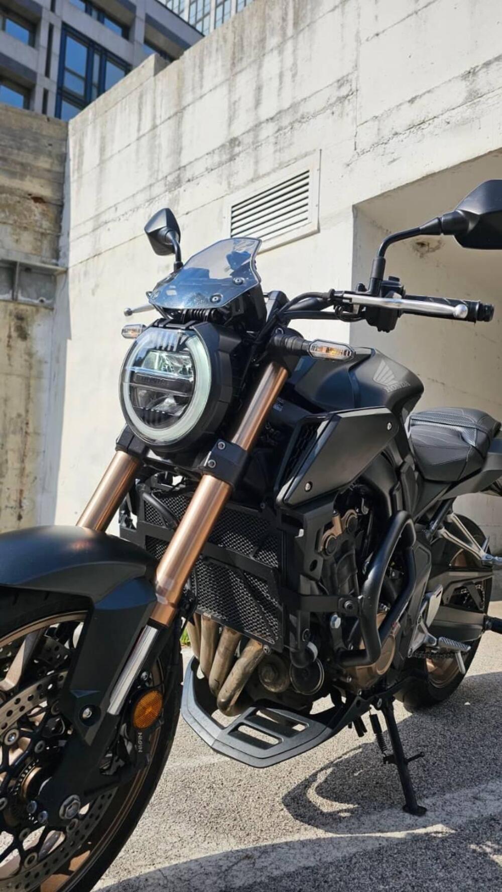 Honda CB 650 R (2021 - 23) (2)