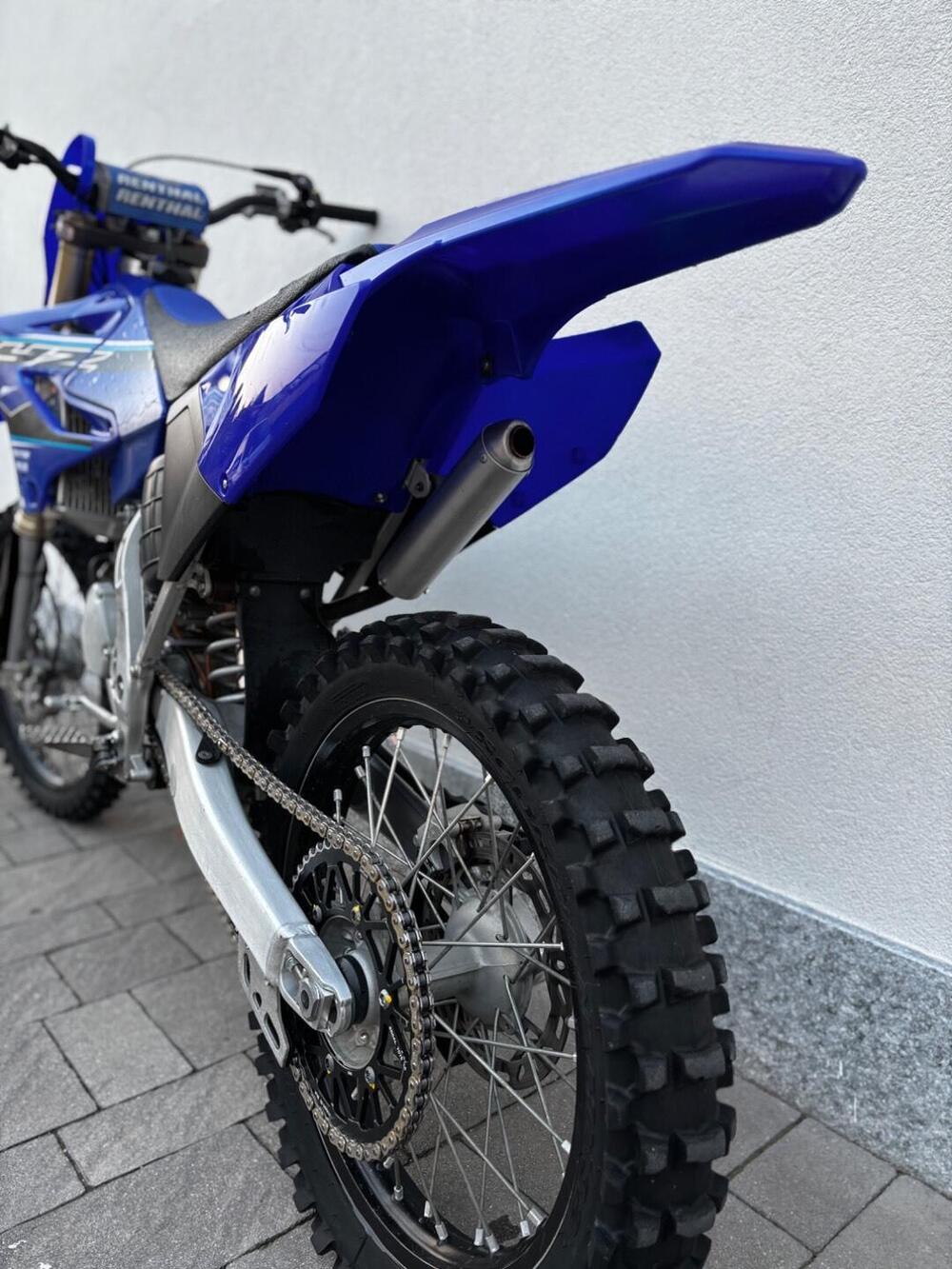 Yamaha YZ 125 (2021) (8)