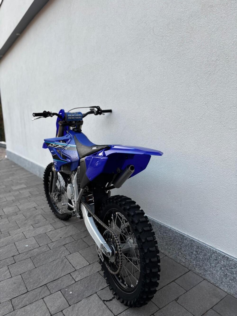 Yamaha YZ 125 (2021) (11)